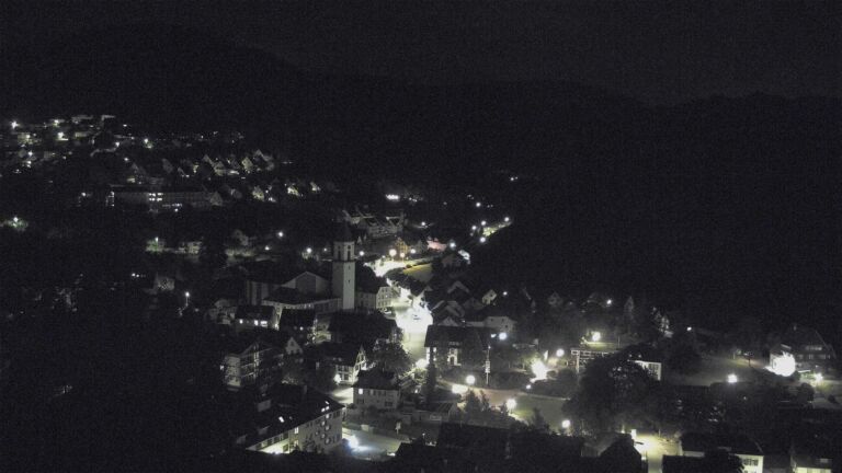 Dieses Bild zeigt eine Webcam-Aufnahme von Ottenhöfen, aufgenommen am Sonntag, den 07.06.2026 um 00:00 Uhr