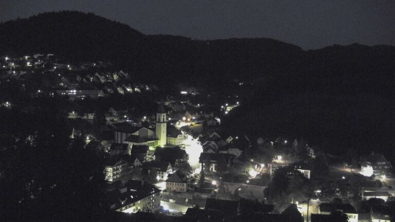 Dieses Bild zeigt eine Webcam-Aufnahme von Ottenhöfen, aufgenommen am Dienstag, den 11.08.2026 um 05:00 Uhr