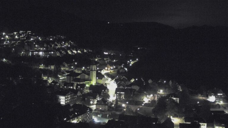 Dieses Bild zeigt eine Webcam-Aufnahme von Ottenhöfen, aufgenommen am Sonntag, den 20.09.2026 um 21:30 Uhr