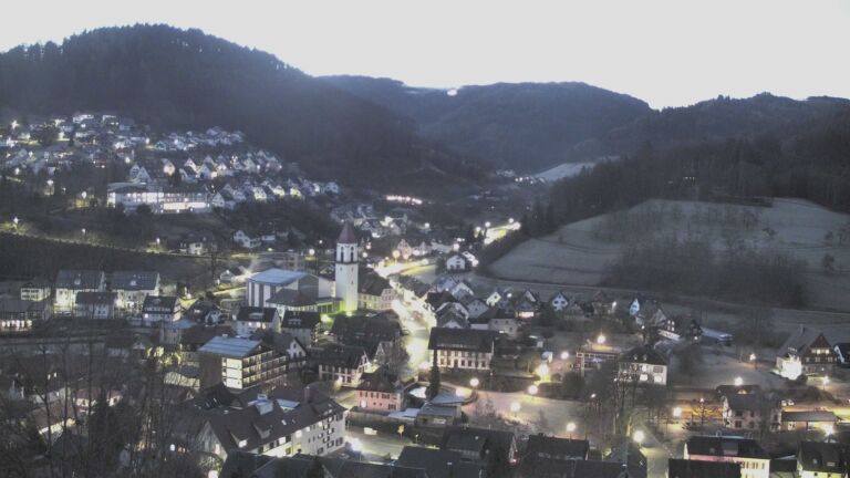 Dieses Bild zeigt eine Webcam-Aufnahme von Ottenhöfen, aufgenommen am Dienstag, den 27.01.2026 um 07:20 Uhr