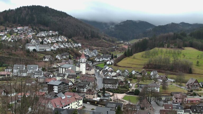 Dieses Bild zeigt eine Webcam-Aufnahme von Ottenhöfen, aufgenommen am Samstag, den 21.02.2026 um 16:40 Uhr