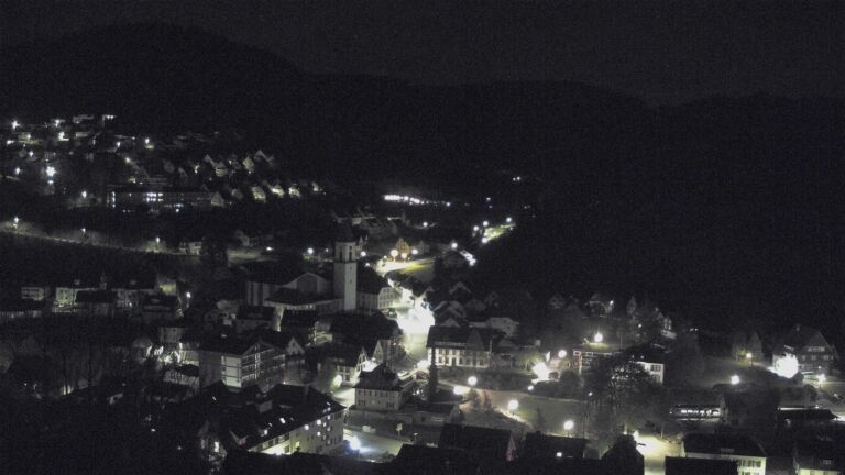 Dieses Bild zeigt eine Webcam-Aufnahme von Ottenhöfen, aufgenommen am Freitag, den 17.04.2026 um 04:30 Uhr