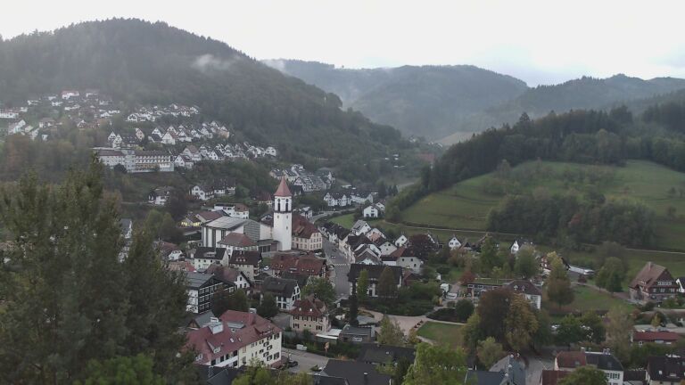 Dieses Bild zeigt eine Webcam-Aufnahme von Ottenhöfen, aufgenommen am Freitag, den 09.10.2026 um 07:30 Uhr