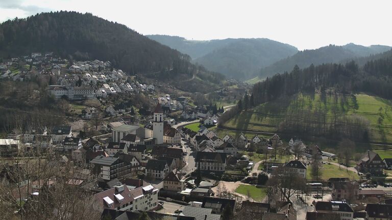 Dieses Bild zeigt eine Webcam-Aufnahme von Ottenhöfen, aufgenommen am Dienstag, den 03.03.2026 um 12:30 Uhr