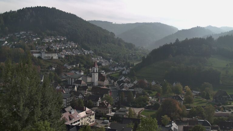 Dieses Bild zeigt eine Webcam-Aufnahme von Ottenhöfen, aufgenommen am Dienstag, den 20.10.2026 um 15:10 Uhr