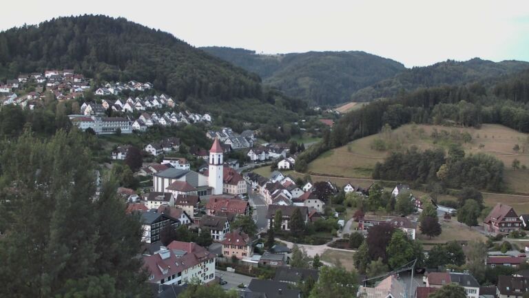 Dieses Bild zeigt eine Webcam-Aufnahme von Ottenhöfen, aufgenommen am Donnerstag, den 23.07.2026 um 05:30 Uhr