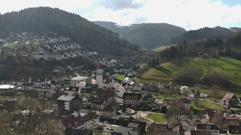 Dieses Bild zeigt eine Webcam-Aufnahme von Ottenhöfen, aufgenommen am Freitag, den 27.03.2026 um 09:50 Uhr