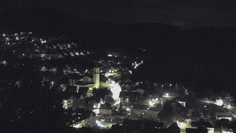Dieses Bild zeigt eine Webcam-Aufnahme von Ottenhöfen, aufgenommen am Donnerstag, den 20.08.2026 um 05:00 Uhr
