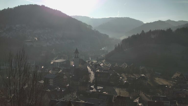 Dieses Bild zeigt eine Webcam-Aufnahme von Ottenhöfen, aufgenommen am Freitag, den 26.12.2025 um 10:50 Uhr