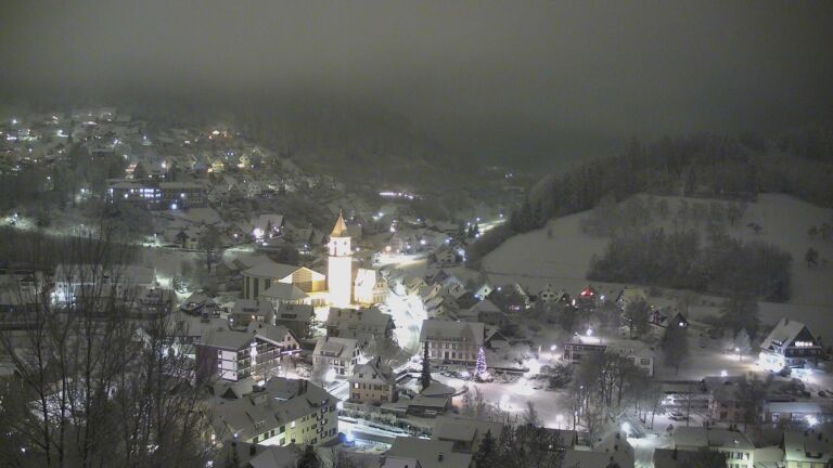 Dieses Bild zeigt eine Webcam-Aufnahme von Ottenhöfen, aufgenommen am Samstag, den 10.01.2026 um 20:40 Uhr