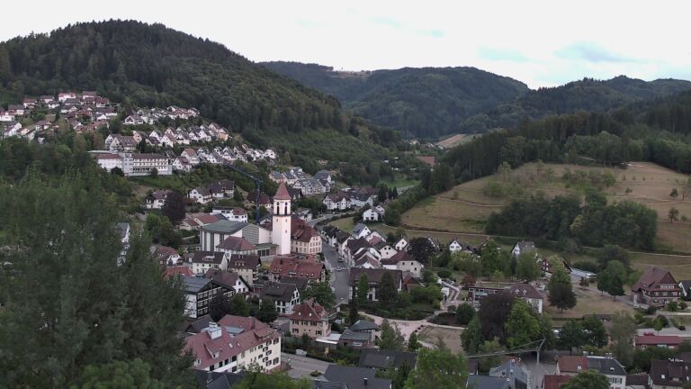 Dieses Bild zeigt eine Webcam-Aufnahme von Ottenhöfen, aufgenommen am Mittwoch, den 05.08.2026 um 20:50 Uhr