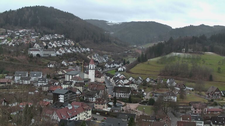 Dieses Bild zeigt eine Webcam-Aufnahme von Ottenhöfen, aufgenommen am Freitag, den 09.01.2026 um 16:10 Uhr