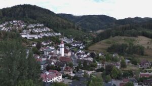 Dieses Bild zeigt eine Webcam-Aufnahme von Ottenhöfen, aufgenommen am Sonntag, den 30.08.2026 um 20:10 Uhr