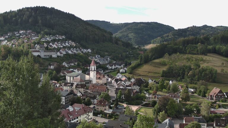 Dieses Bild zeigt eine Webcam-Aufnahme von Ottenhöfen, aufgenommen am Mittwoch, den 02.09.2026 um 09:00 Uhr