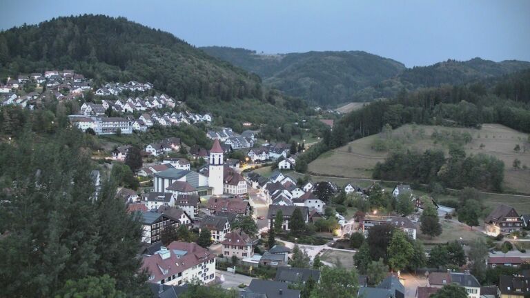 Dieses Bild zeigt eine Webcam-Aufnahme von Ottenhöfen, aufgenommen am Donnerstag, den 27.08.2026 um 20:40 Uhr