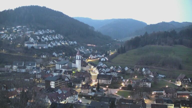 Dieses Bild zeigt eine Webcam-Aufnahme von Ottenhöfen, aufgenommen am Donnerstag, den 19.03.2026 um 06:00 Uhr