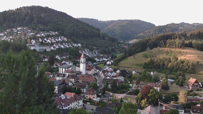 Dieses Bild zeigt eine Webcam-Aufnahme von Ottenhöfen, aufgenommen am Donnerstag, den 16.07.2026 um 06:40 Uhr