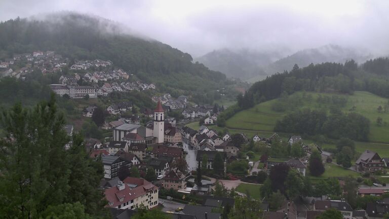 Dieses Bild zeigt eine Webcam-Aufnahme von Ottenhöfen, aufgenommen am Montag, den 11.05.2026 um 20:00 Uhr