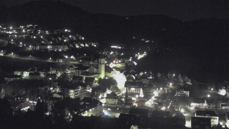 Dieses Bild zeigt eine Webcam-Aufnahme von Ottenhöfen, aufgenommen am Montag, den 15.12.2025 um 05:50 Uhr