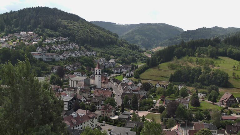 Dieses Bild zeigt eine Webcam-Aufnahme von Ottenhöfen, aufgenommen am Dienstag, den 30.06.2026 um 11:40 Uhr