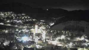 Dieses Bild zeigt eine Webcam-Aufnahme von Ottenhöfen, aufgenommen am Donnerstag, den 08.01.2026 um 18:10 Uhr