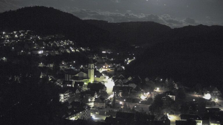 Dieses Bild zeigt eine Webcam-Aufnahme von Ottenhöfen, aufgenommen am Montag, den 24.08.2026 um 22:30 Uhr