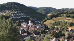 Dieses Bild zeigt eine Webcam-Aufnahme von Ottenhöfen, aufgenommen am Sonntag, den 12.07.2026 um 07:20 Uhr