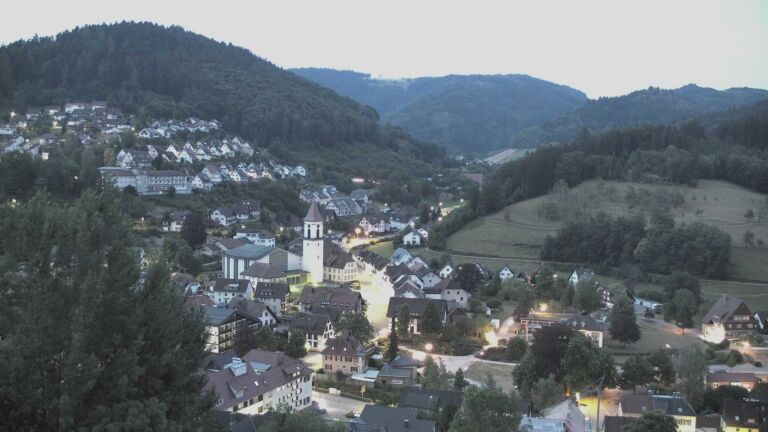 Dieses Bild zeigt eine Webcam-Aufnahme von Ottenhöfen, aufgenommen am Mittwoch, den 15.07.2026 um 05:00 Uhr