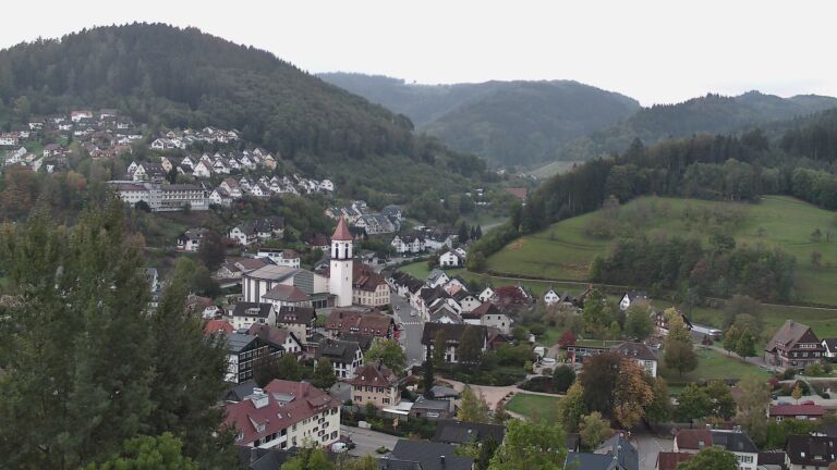 Dieses Bild zeigt eine Webcam-Aufnahme von Ottenhöfen, aufgenommen am Dienstag, den 20.10.2026 um 08:00 Uhr