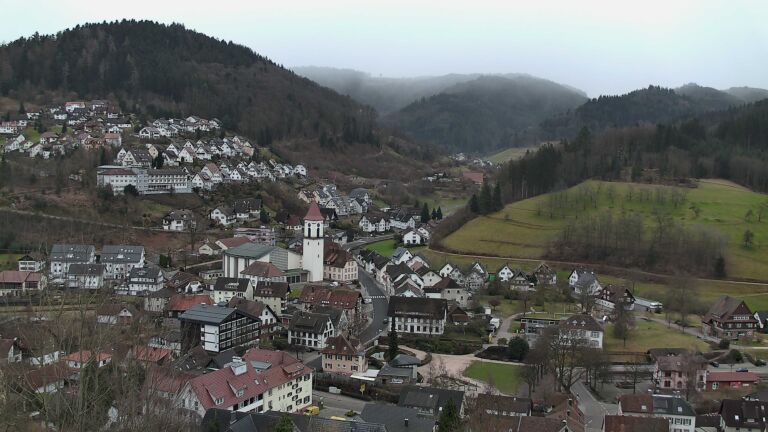 Dieses Bild zeigt eine Webcam-Aufnahme von Ottenhöfen, aufgenommen am Mittwoch, den 18.02.2026 um 14:30 Uhr