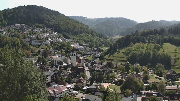 Dieses Bild zeigt eine Webcam-Aufnahme von Ottenhöfen, aufgenommen am Dienstag, den 22.09.2026 um 13:40 Uhr