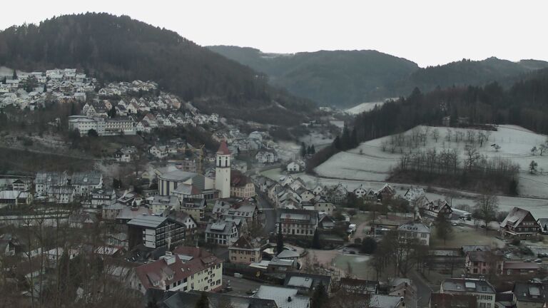 Dieses Bild zeigt eine Webcam-Aufnahme von Ottenhöfen, aufgenommen am Montag, den 29.12.2025 um 08:30 Uhr