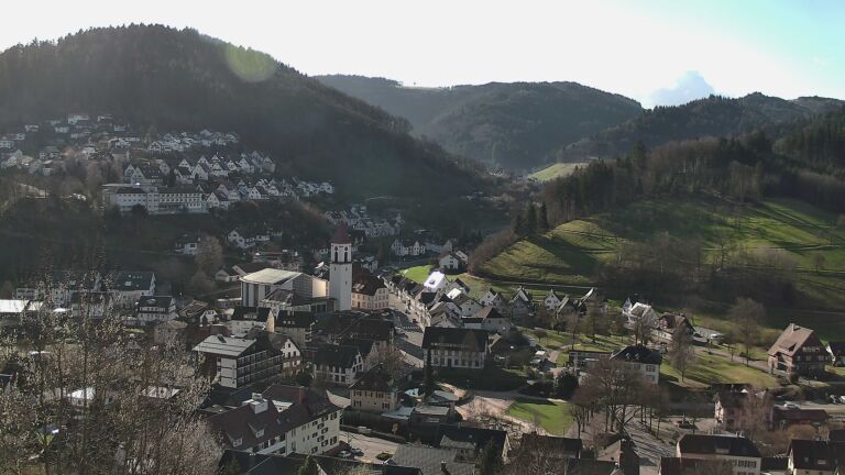 Dieses Bild zeigt eine Webcam-Aufnahme von Ottenhöfen, aufgenommen am Sonntag, den 01.03.2026 um 09:50 Uhr