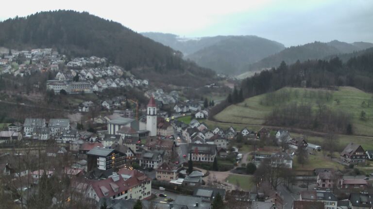 Dieses Bild zeigt eine Webcam-Aufnahme von Ottenhöfen, aufgenommen am Mittwoch, den 24.12.2025 um 16:30 Uhr