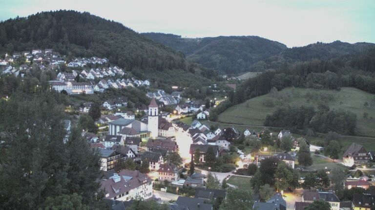 Dieses Bild zeigt eine Webcam-Aufnahme von Ottenhöfen, aufgenommen am Freitag, den 18.09.2026 um 06:40 Uhr