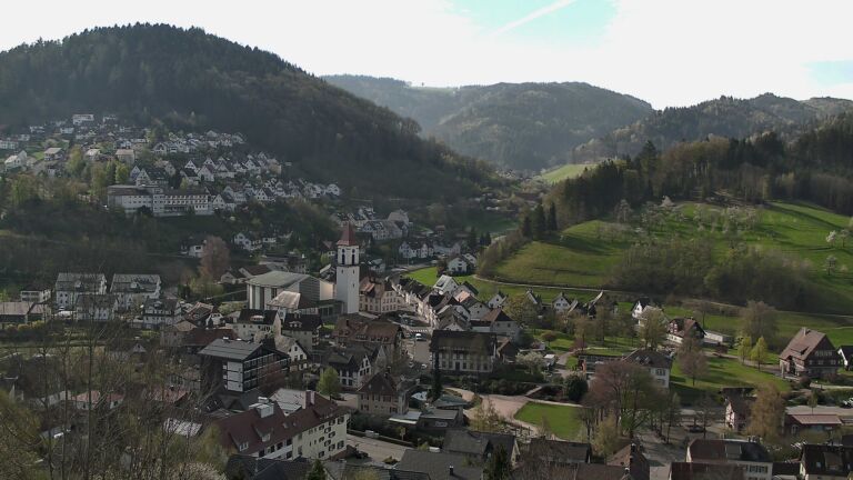 Dieses Bild zeigt eine Webcam-Aufnahme von Ottenhöfen, aufgenommen am Samstag, den 11.04.2026 um 10:00 Uhr