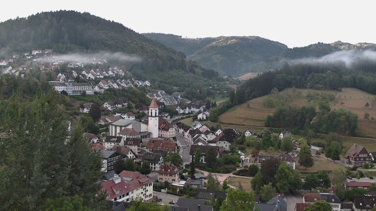 Dieses Bild zeigt eine Webcam-Aufnahme von Ottenhöfen, aufgenommen am Mittwoch, den 26.08.2026 um 07:10 Uhr