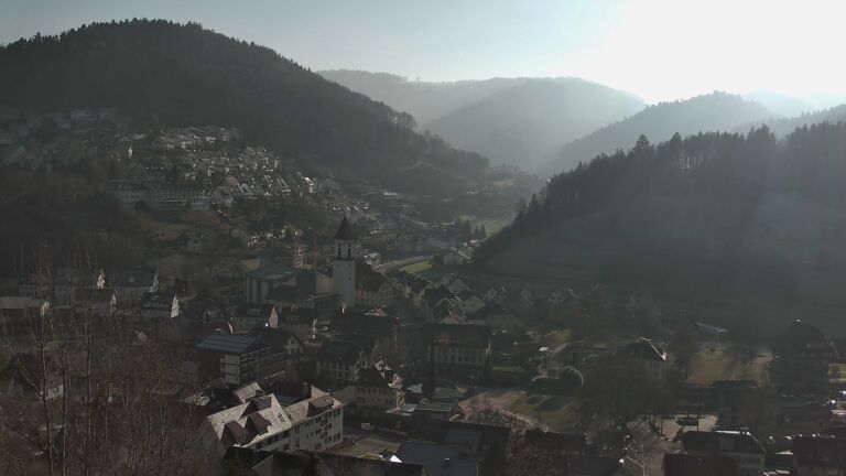 Dieses Bild zeigt eine Webcam-Aufnahme von Ottenhöfen, aufgenommen am Freitag, den 26.12.2025 um 13:10 Uhr