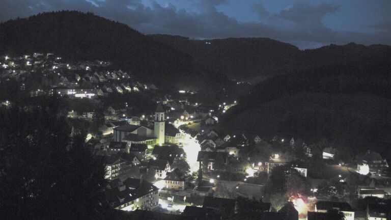 Dieses Bild zeigt eine Webcam-Aufnahme von Ottenhöfen, aufgenommen am Montag, den 05.10.2026 um 06:40 Uhr