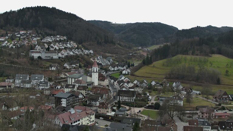 Dieses Bild zeigt eine Webcam-Aufnahme von Ottenhöfen, aufgenommen am Mittwoch, den 18.02.2026 um 12:50 Uhr