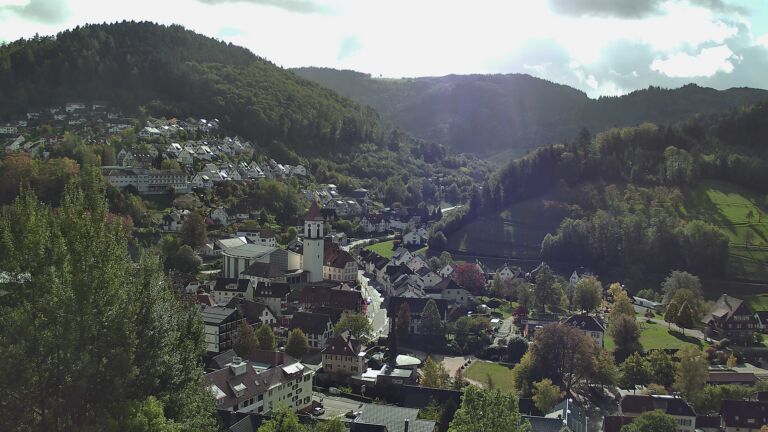 Dieses Bild zeigt eine Webcam-Aufnahme von Ottenhöfen, aufgenommen am Samstag, den 24.10.2026 um 12:30 Uhr