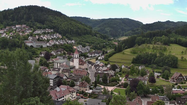 Dieses Bild zeigt eine Webcam-Aufnahme von Ottenhöfen, aufgenommen am Dienstag, den 02.06.2026 um 11:20 Uhr