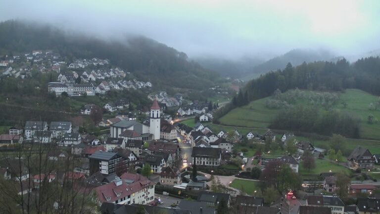 Dieses Bild zeigt eine Webcam-Aufnahme von Ottenhöfen, aufgenommen am Dienstag, den 14.04.2026 um 06:40 Uhr