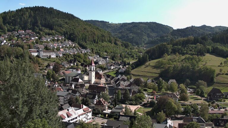 Dieses Bild zeigt eine Webcam-Aufnahme von Ottenhöfen, aufgenommen am Freitag, den 11.09.2026 um 15:40 Uhr