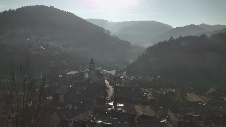 Dieses Bild zeigt eine Webcam-Aufnahme von Ottenhöfen, aufgenommen am Freitag, den 26.12.2025 um 11:10 Uhr