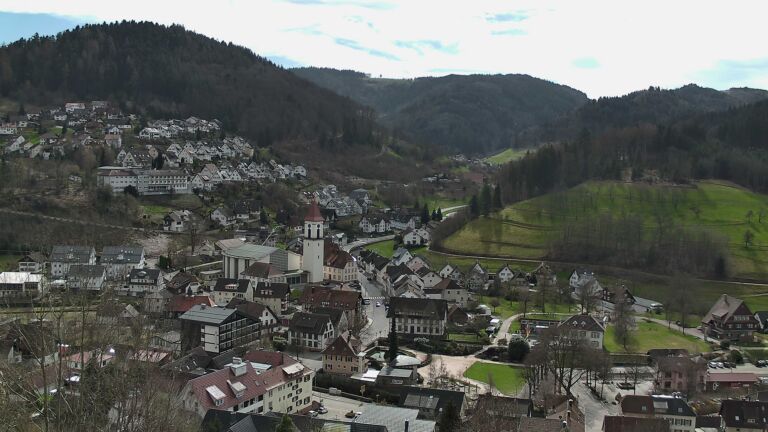 Dieses Bild zeigt eine Webcam-Aufnahme von Ottenhöfen, aufgenommen am Freitag, den 13.03.2026 um 12:00 Uhr