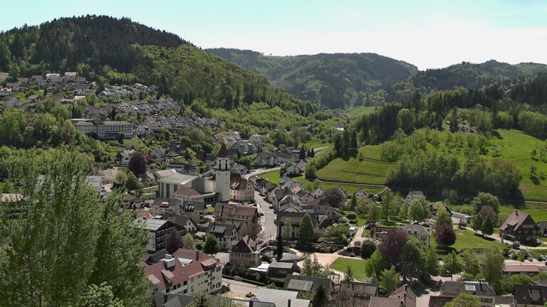 Dieses Bild zeigt eine Webcam-Aufnahme von Ottenhöfen, aufgenommen am Mittwoch, den 29.04.2026 um 12:50 Uhr