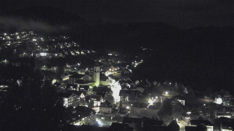 Dieses Bild zeigt eine Webcam-Aufnahme von Ottenhöfen, aufgenommen am Donnerstag, den 08.10.2026 um 21:00 Uhr