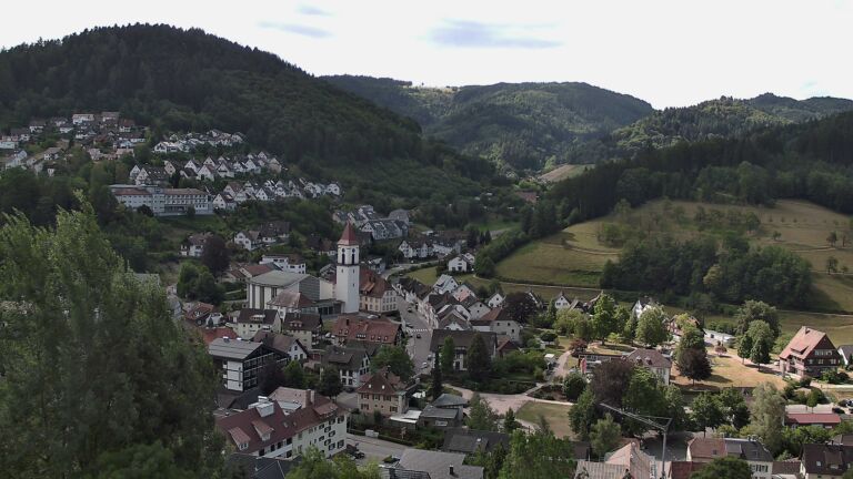Dieses Bild zeigt eine Webcam-Aufnahme von Ottenhöfen, aufgenommen am Dienstag, den 21.07.2026 um 11:00 Uhr