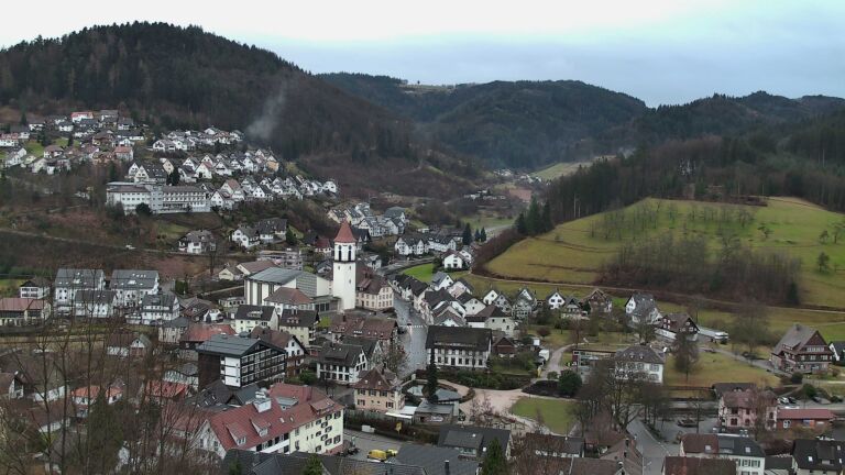 Dieses Bild zeigt eine Webcam-Aufnahme von Ottenhöfen, aufgenommen am Montag, den 02.02.2026 um 08:50 Uhr
